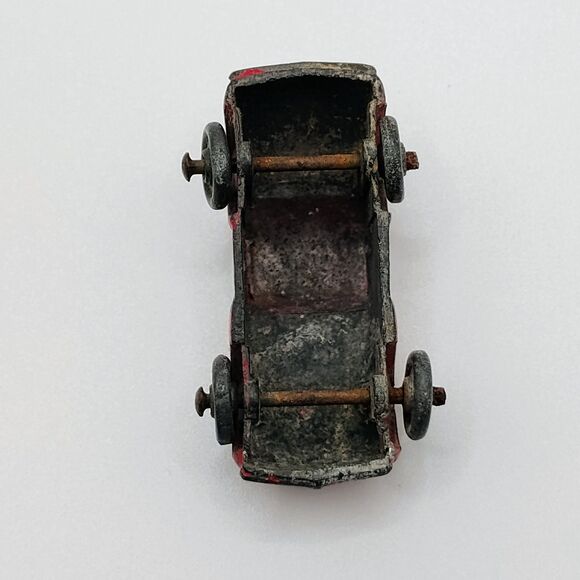 Vintage VTG 1950's BARCLAY Red Coupe Sedan Slush Lead Transport Car 1 5/8" - Picture 5 of 6